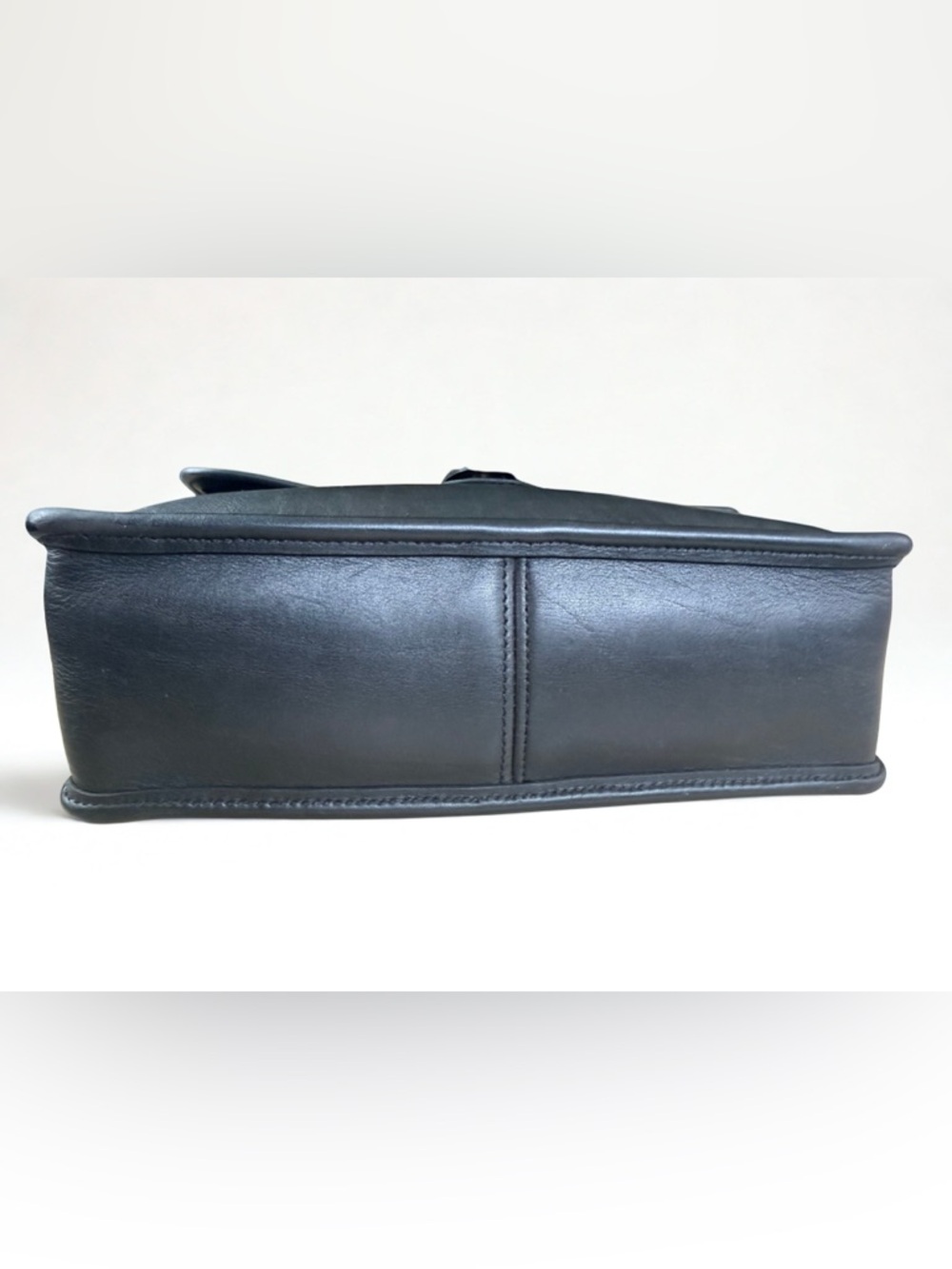 Vintage COACH Willis Bag 9927 Black Glovetanned Leather Crossbody + Dust Bag - Picture 10 of 12